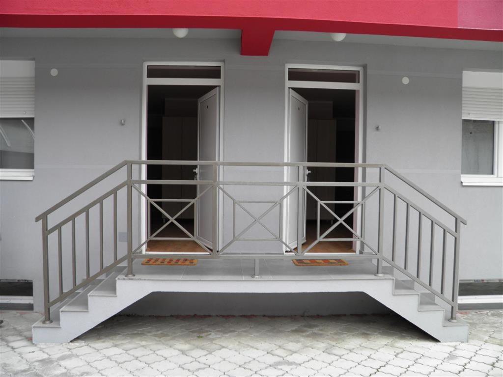 B&B Zmajevo Gnezdo 021 Sremska Kamenica Zewnętrze zdjęcie